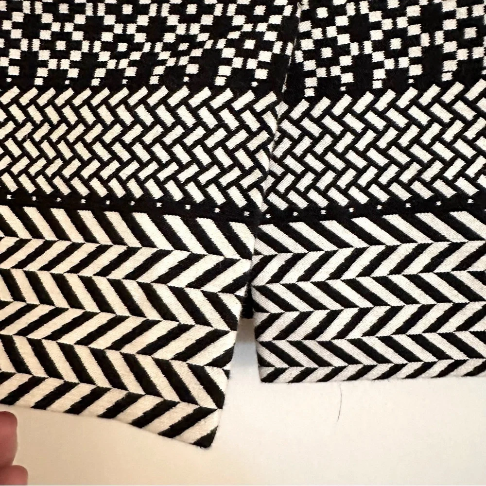 J. Crew Black and White Geometric Pattern Midi Skirt Size 4